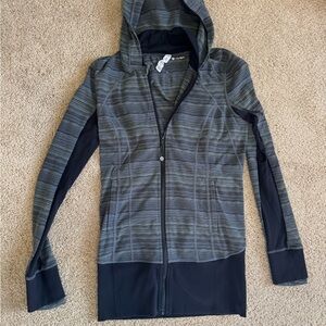 Lululemon Athletica hooded zip up size 6